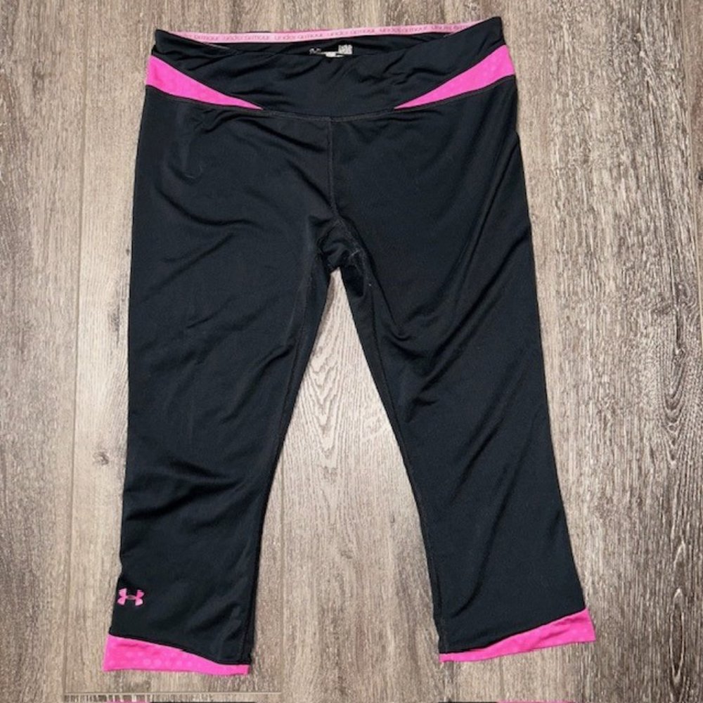 Under Armour Pants Womens L Black Tight Cropped Compression Heat Gear Gym Run